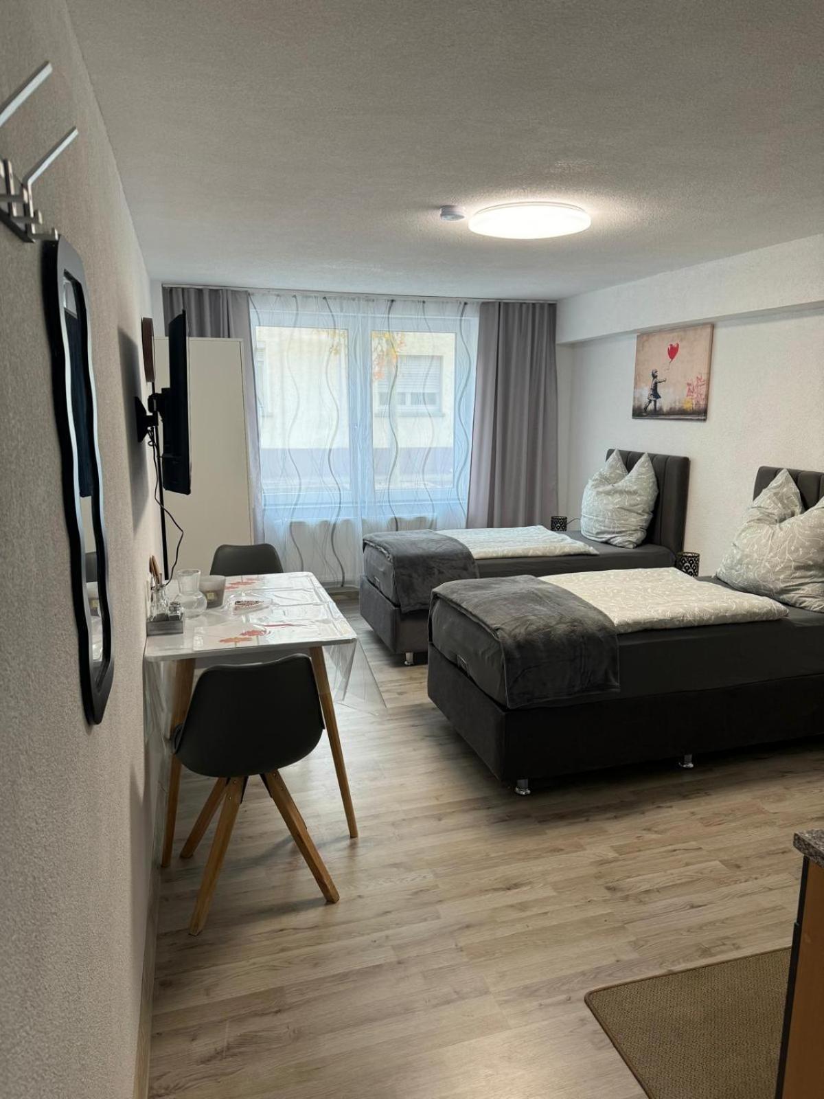 Heidenheim Unterkunft Екстер'єр фото
